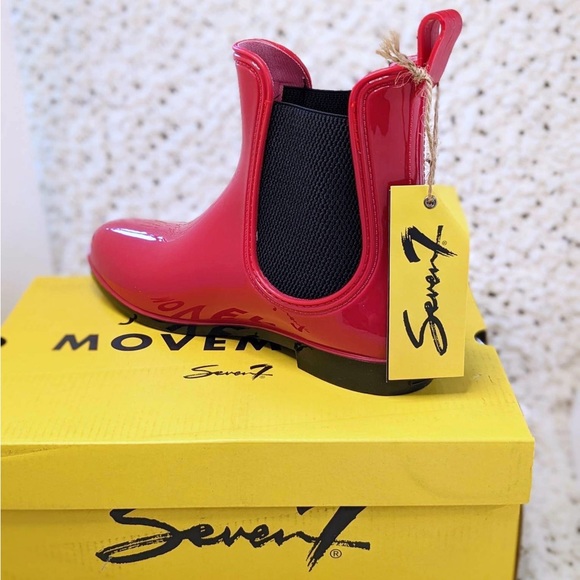 NWT SEVEN7 DOVER BOOTIE WATERPROOF ANKLE BOOTS - 10 - Picture 2 of 7